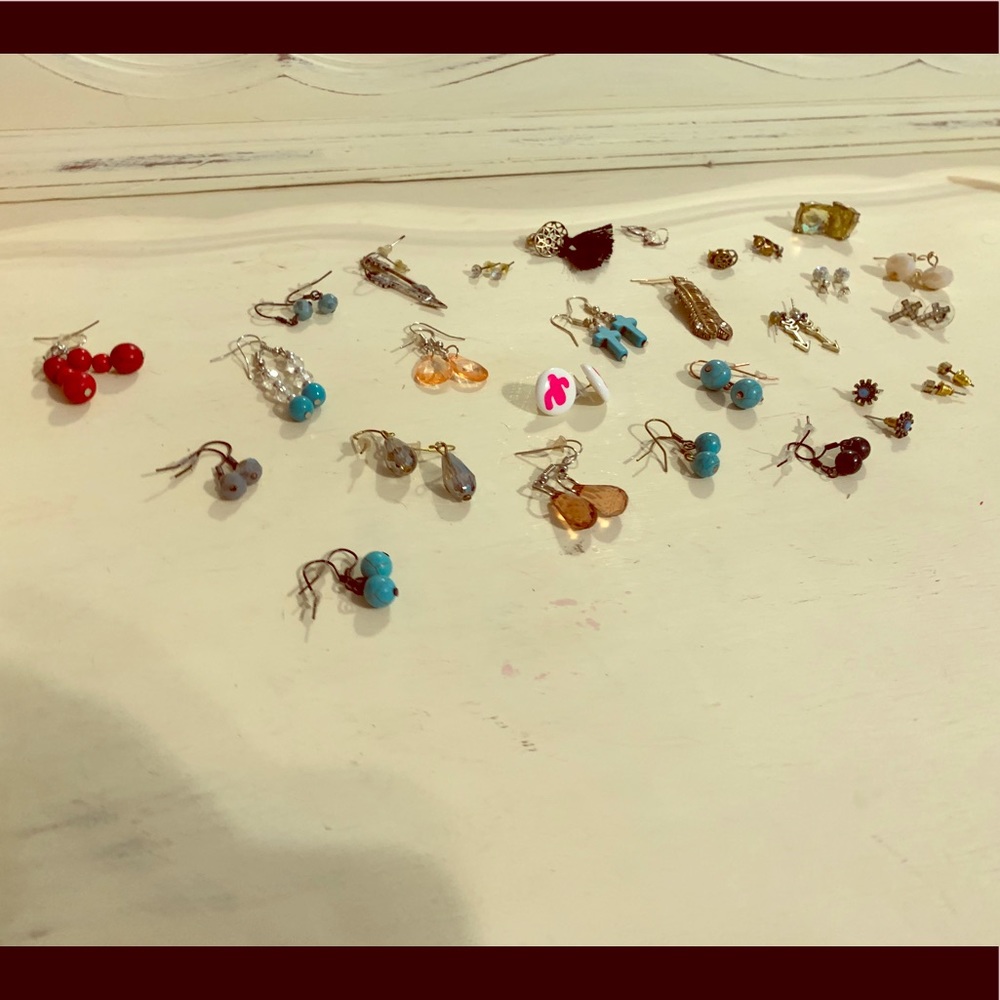 Bundle of 26 Pairs of Earrings